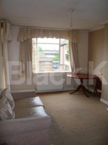 			2 Bedroom, 1 bath, 1 reception Flat			 Sydney Road, MUSWELL HILL N10